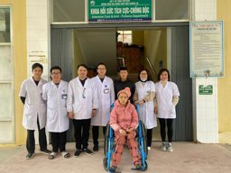 Hình ảnh chi tiết tin tức CỨU SỐNG BỆNH NHÂN NHIỄM TOAN CHUYỂN HÓA NẶNG SAU KHI TỰ SỬ DỤNG NHIỀU LOẠI LÁ CÂY RỪNG ĐỂ ĐIỀU TRỊ BỆNH Hình ảnh tin tức CỨU SỐNG BỆNH NHÂN NHIỄM TOAN CHUYỂN HÓA NẶNG SAU KHI TỰ SỬ DỤNG NHIỀU LOẠI LÁ CÂY RỪNG ĐỂ ĐIỀU TRỊ BỆNH